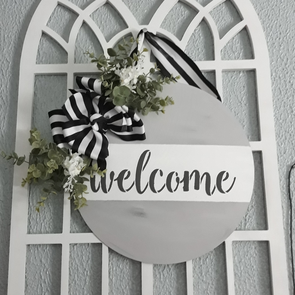 Door hanger